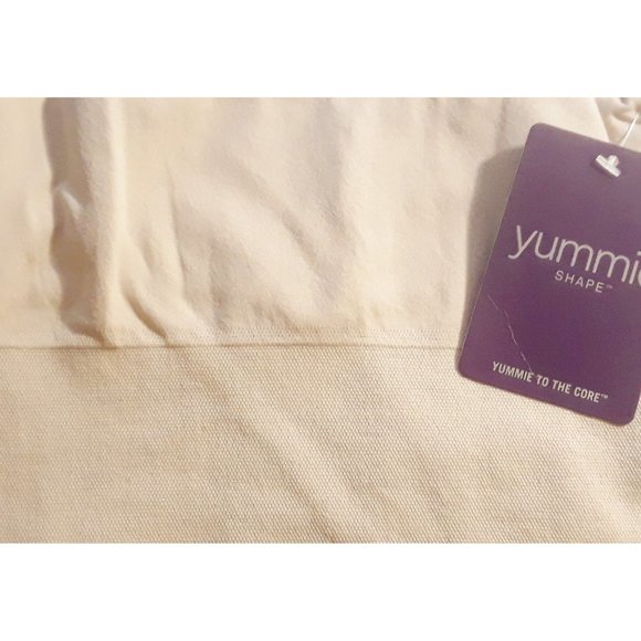 Yummie 2 Way Stretch Reversible Neck Tan 1X/2X - Picture 3 of 3